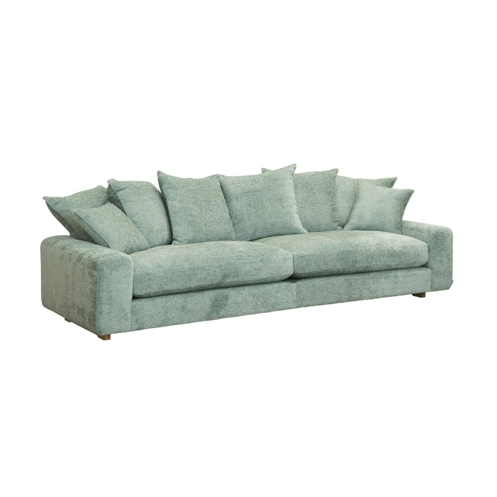 TUVA Chill 3.5 sits
