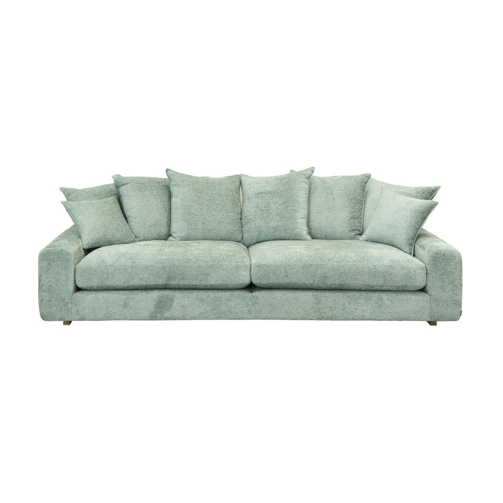 TUVA Chill 3.5 sits